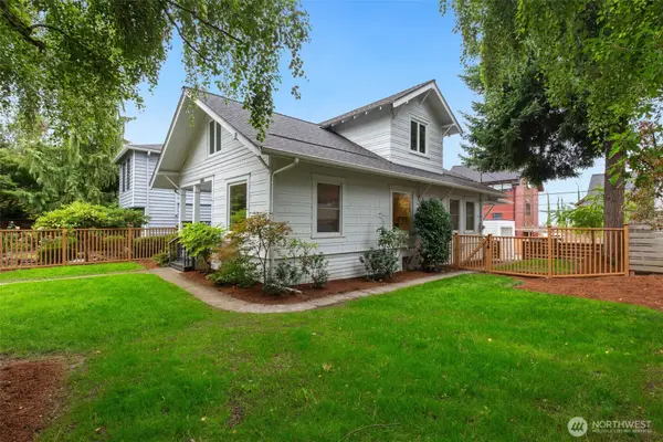 313 NE 76th Street, Seattle, WA 98115