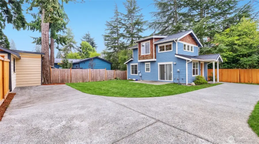 12757 Dayton Avenue N #B, Seattle, WA 98133 - #3