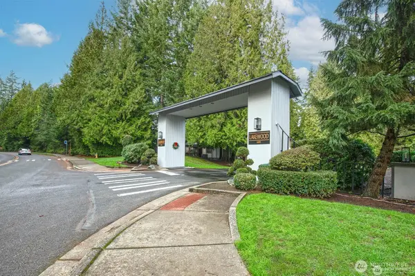 1805 Village Green Drive #20, Mill Creek, WA 98012
