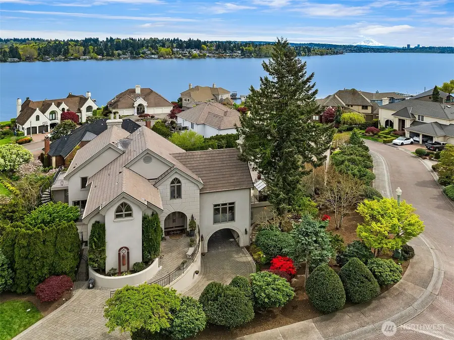 8496 NE Woodland Cove Drive, Kirkland, WA 98034 - #2