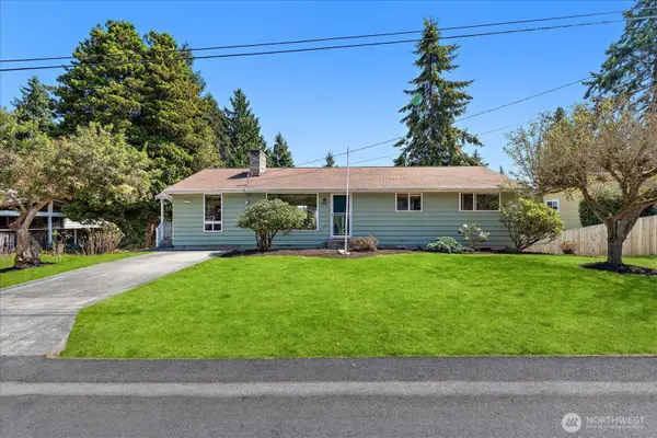 19233 83rd Place W, Edmonds, WA 98026