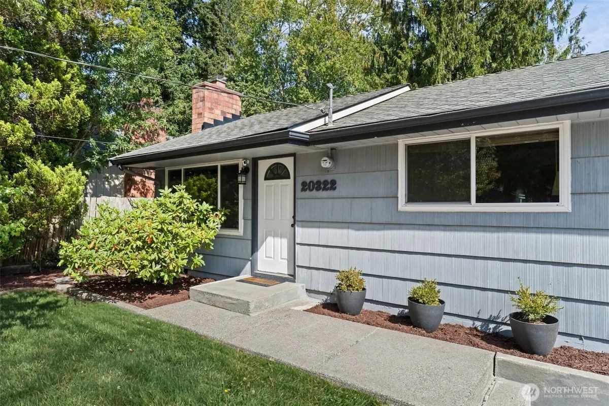 20322 21st Avenue Ne, Shoreline, WA 98155 - #1