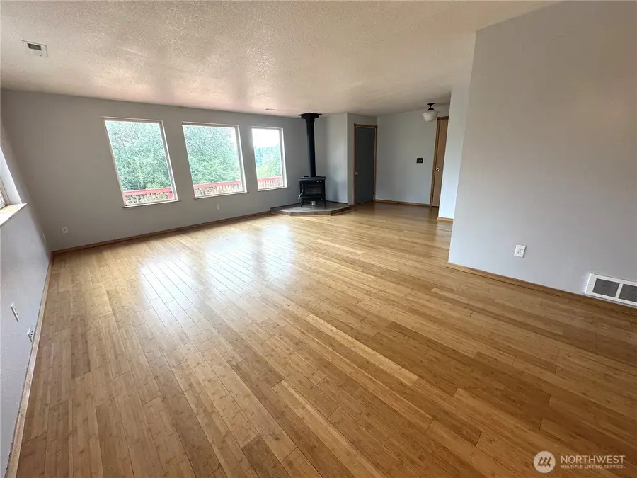208 Vogel Road, Castle Rock, WA 98611 - #3