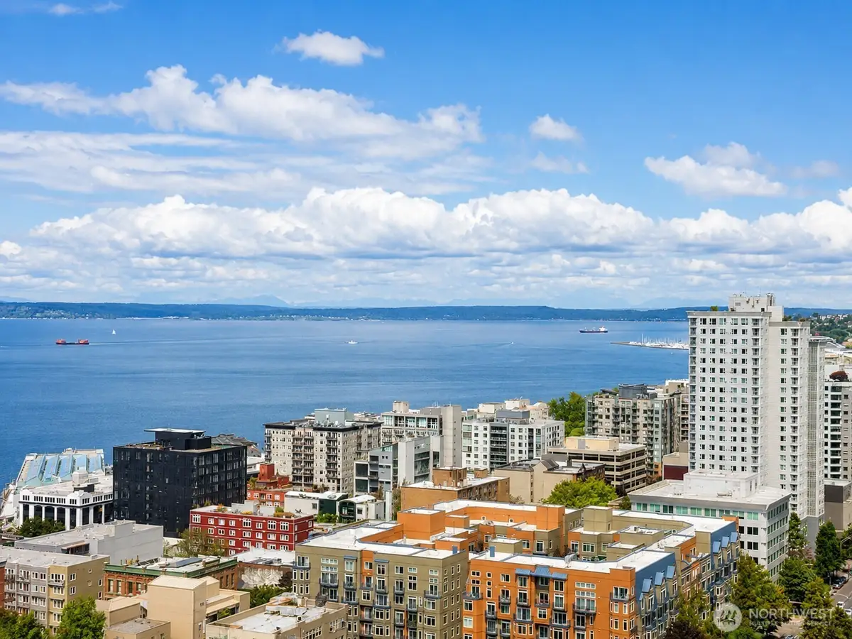 2201 3rd Avenue #2504, Seattle, WA 98121 - #1
