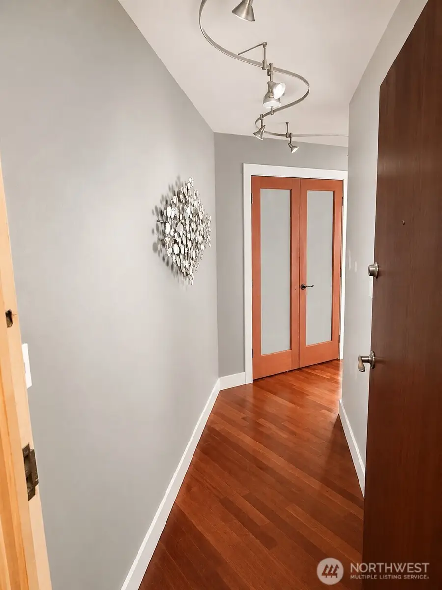 2201 3rd Avenue #2504, Seattle, WA 98121 - #3