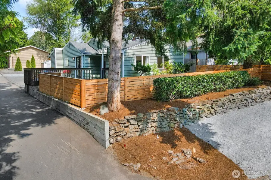 3830 NE 123rd Street, Seattle, WA 98125 - #2