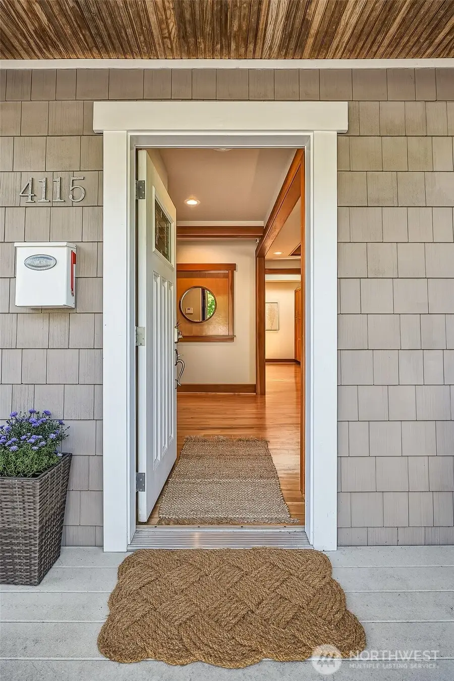 4115 SW Kenyon Street, Seattle, WA 98136 - #2