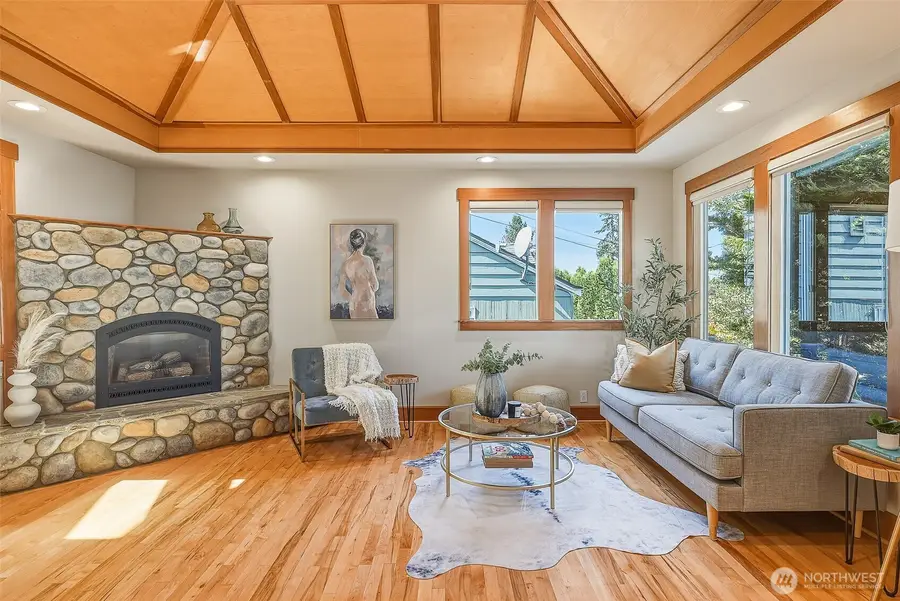 4115 SW Kenyon Street, Seattle, WA 98136 - #3