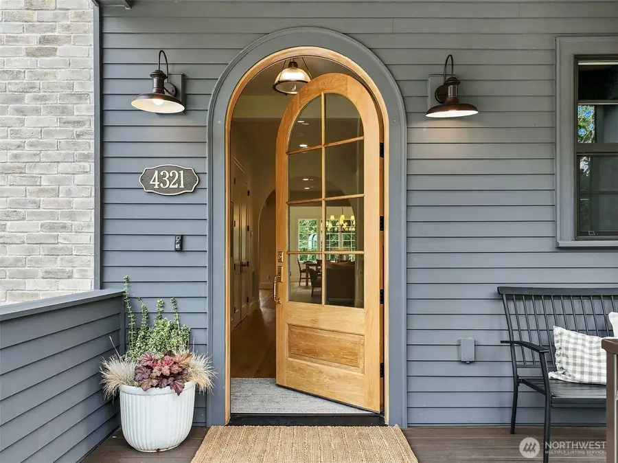 4321 NE 57th Street, Seattle, WA 98105 - #2