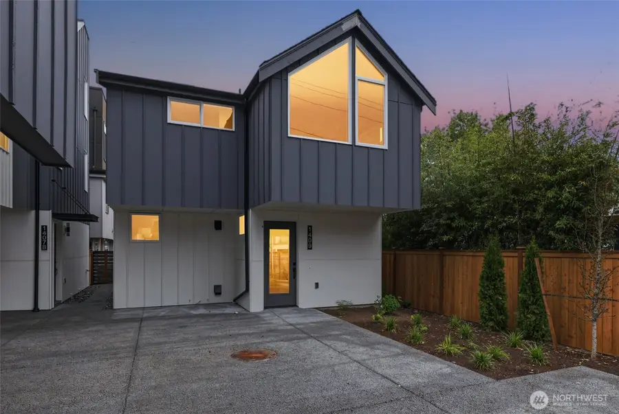 1409 29th Avenue, Seattle, WA 98122 - #2