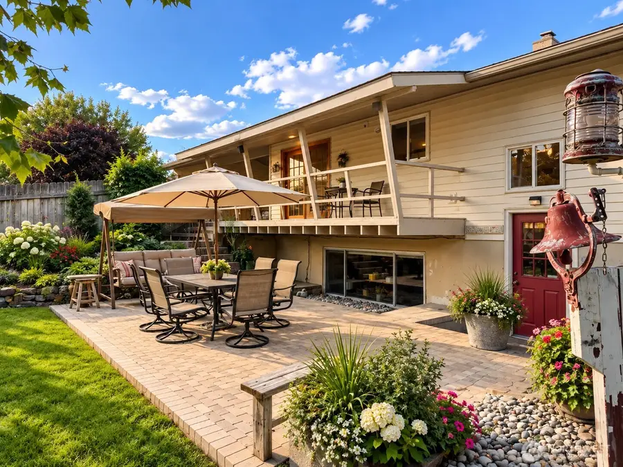 808 E Oak Street, Othello, WA 99344 - #2