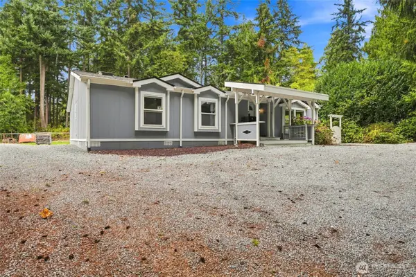 665 Awa Lane, Camano Island, WA 98282
