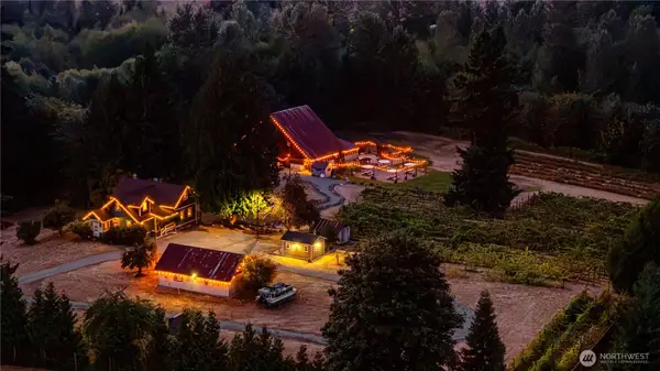 1425 210th Avenue E, Lake Tapps, WA 98391