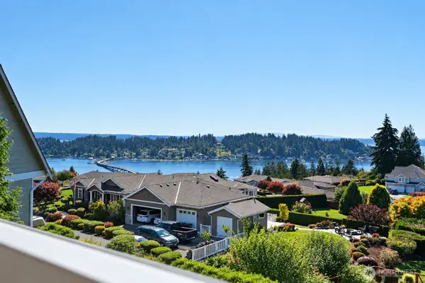7804 31st Street Nw, Gig Harbor, WA 98335