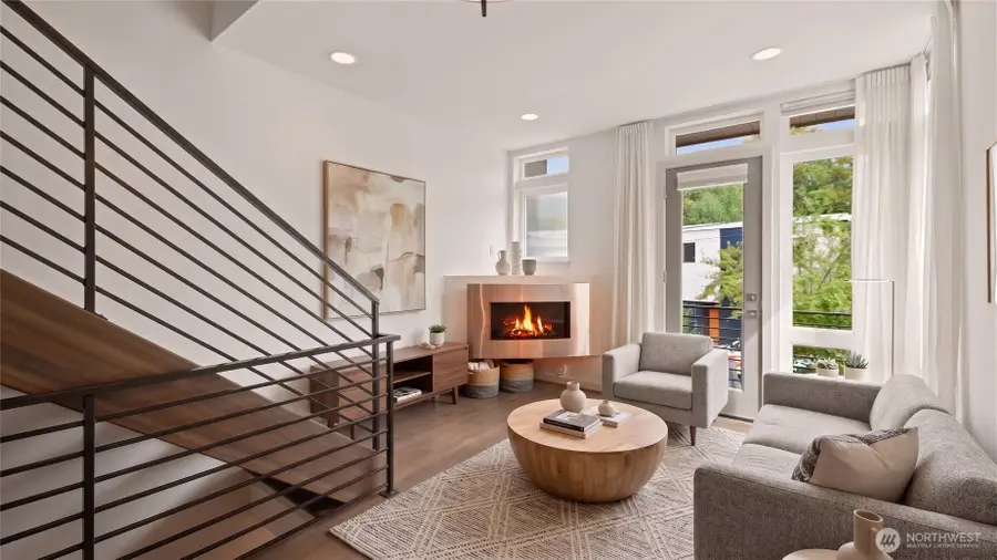 7459 Woodlawn Avenue Ne #A, Seattle, WA 98115 - #2