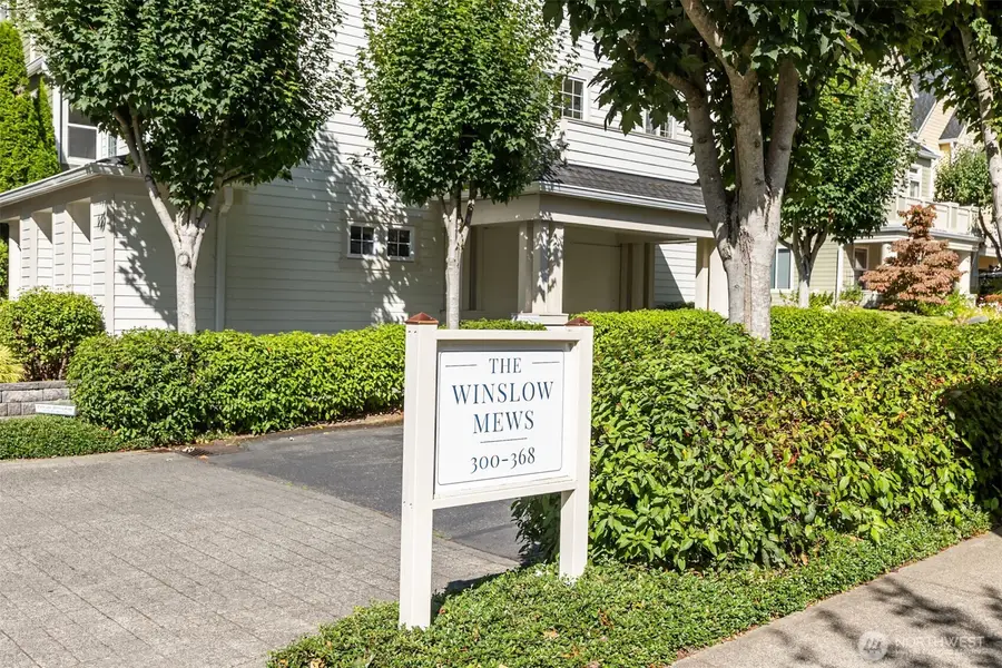 346 Wyatt Way Ne #10, Bainbridge Island, WA 98110 - #2