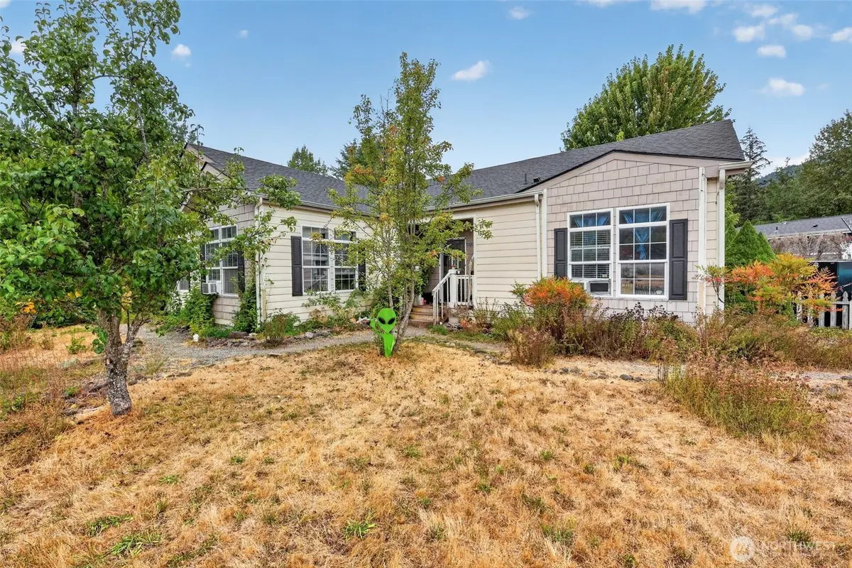 850 W Main Avenue, Morton, WA 98356 - #1