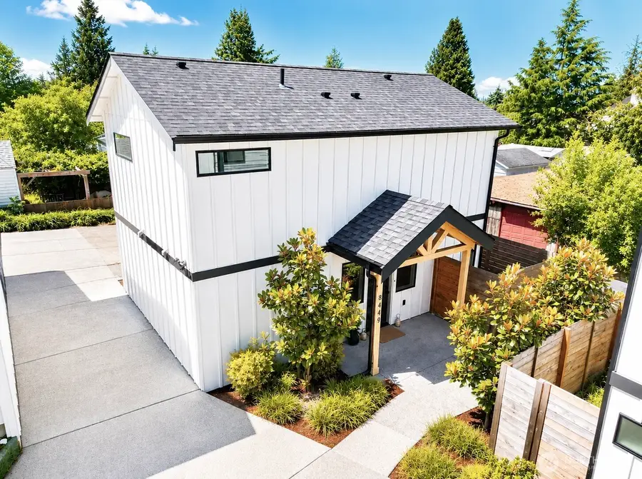 8449 18th Avenue Sw #C, Seattle, WA 98106 - #3