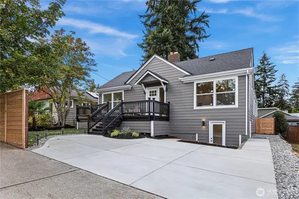 618 N 125th Street, Seattle, WA 98133