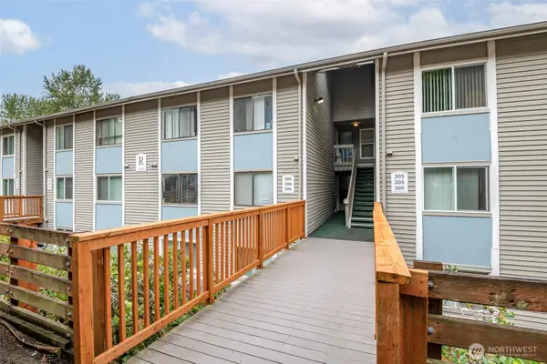 31510 106th Place Se #R106, Auburn, WA 98092