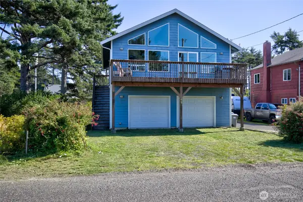 45 S Third Street, Pacific Beach, WA 98571