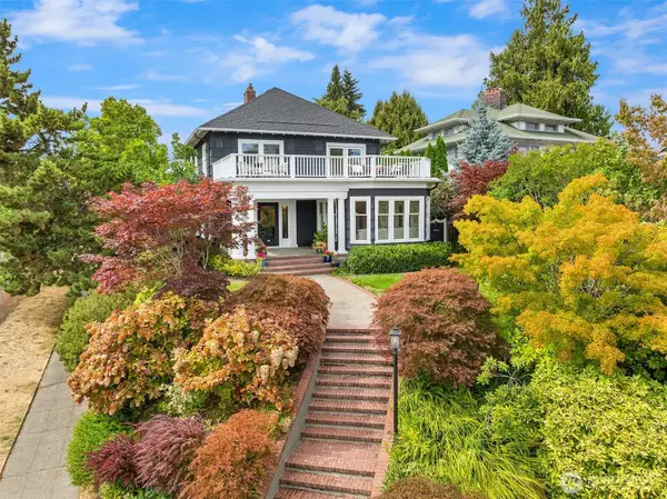 3247 Cascadia Avenue S, Seattle, WA 98144