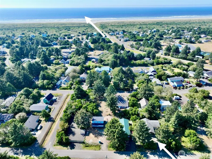 143 S Oar Loop Sw, Ocean Shores, WA 98569 - #2