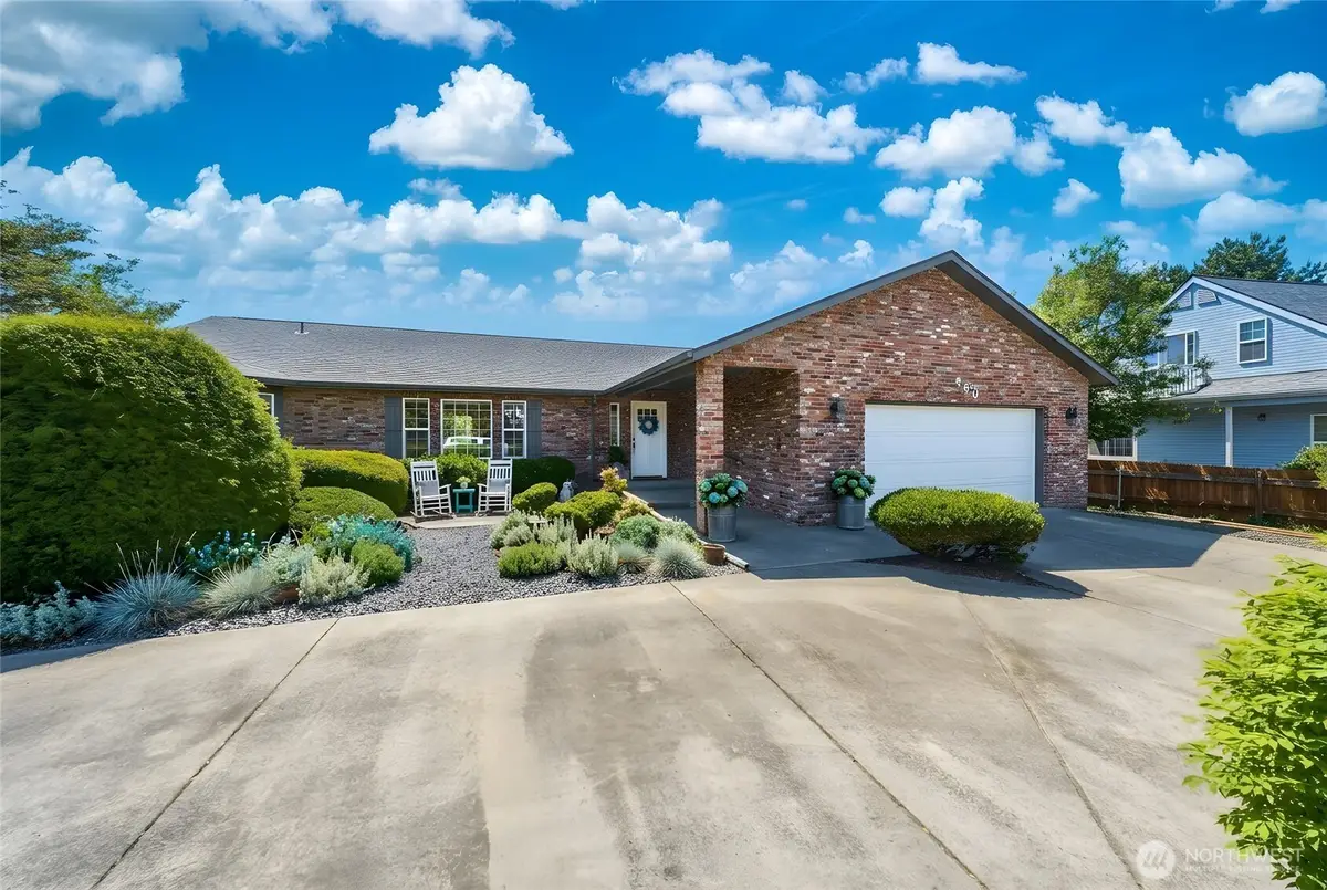 860 SE Sentry Drive, College Place, WA 99324 - #1