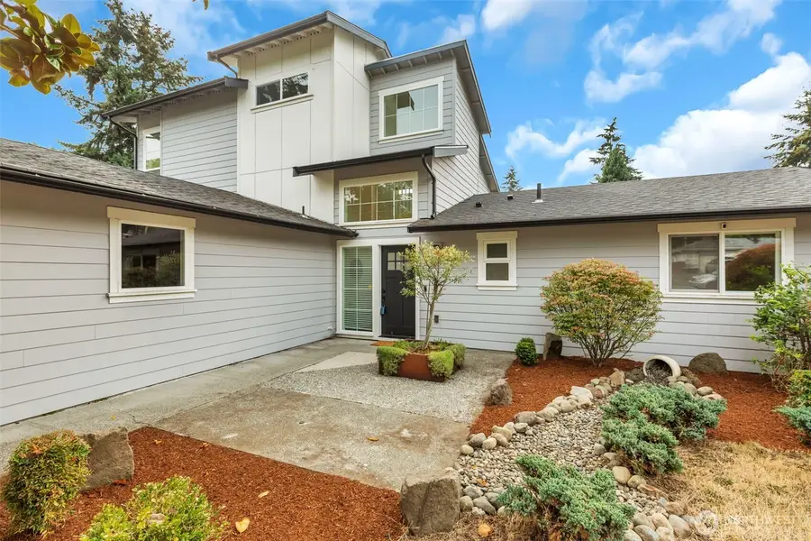 1015 S 202nd Street, Des Moines, WA 98198 - #2