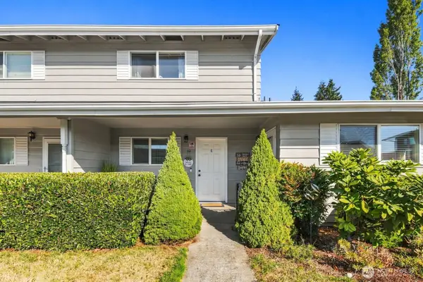 12404 SE 272nd Place #C, Kent, WA 98030