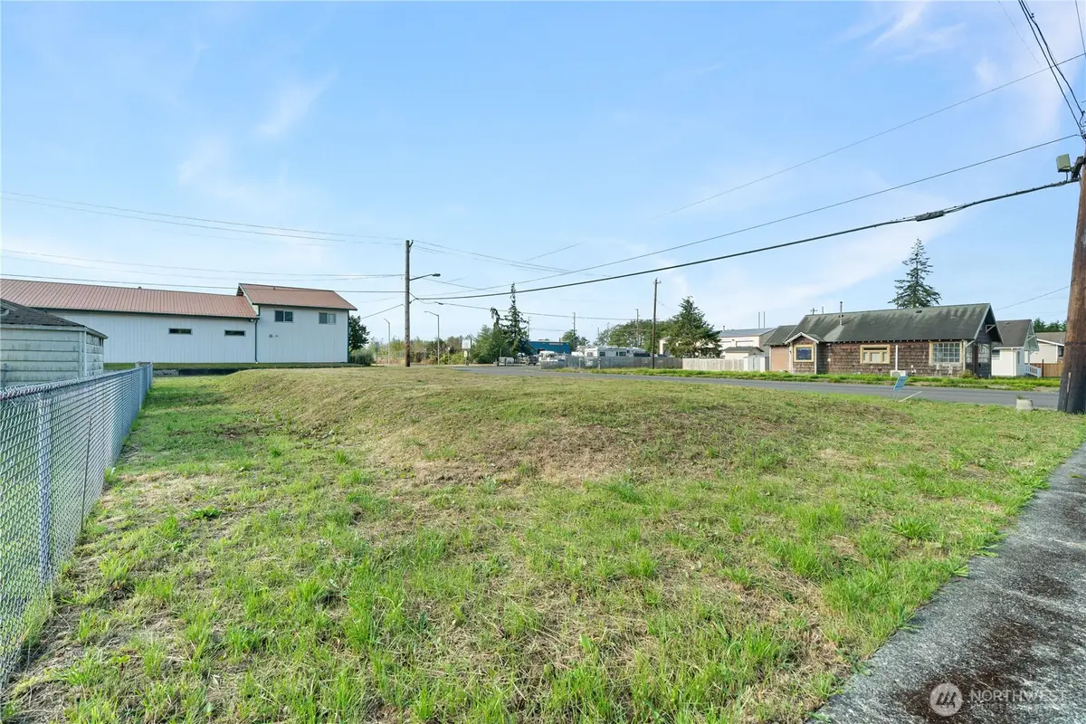 601 23rd Street, Hoquiam, WA 98550 - #1