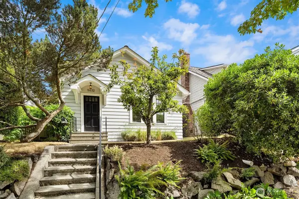 5632 Keystone Place N, Seattle, WA 98103