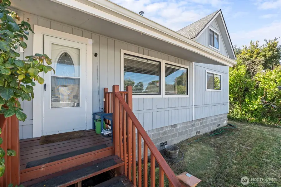 1261 SW Elzina Street, Chehalis, WA 98532 - #3