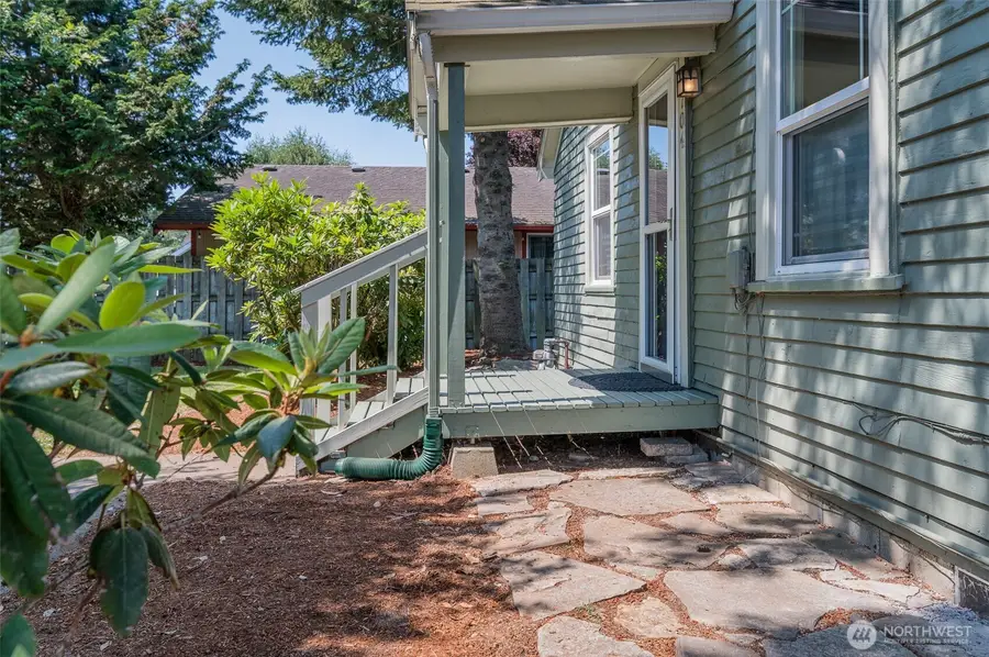 704 Roeder Street, Everson, WA 98247 - #3