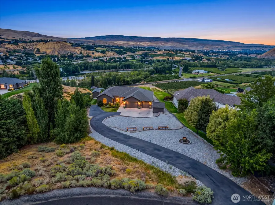 3045 Eastview Lane, Wenatchee, WA 98801 - #2