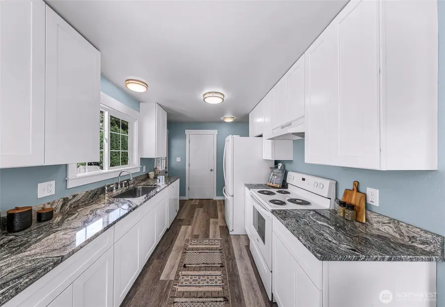 204 Jackson Street, Nooksack, WA 98276 - #3