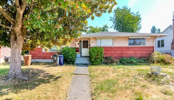 7043 Tacoma Avenue S, Tacoma, WA 98408