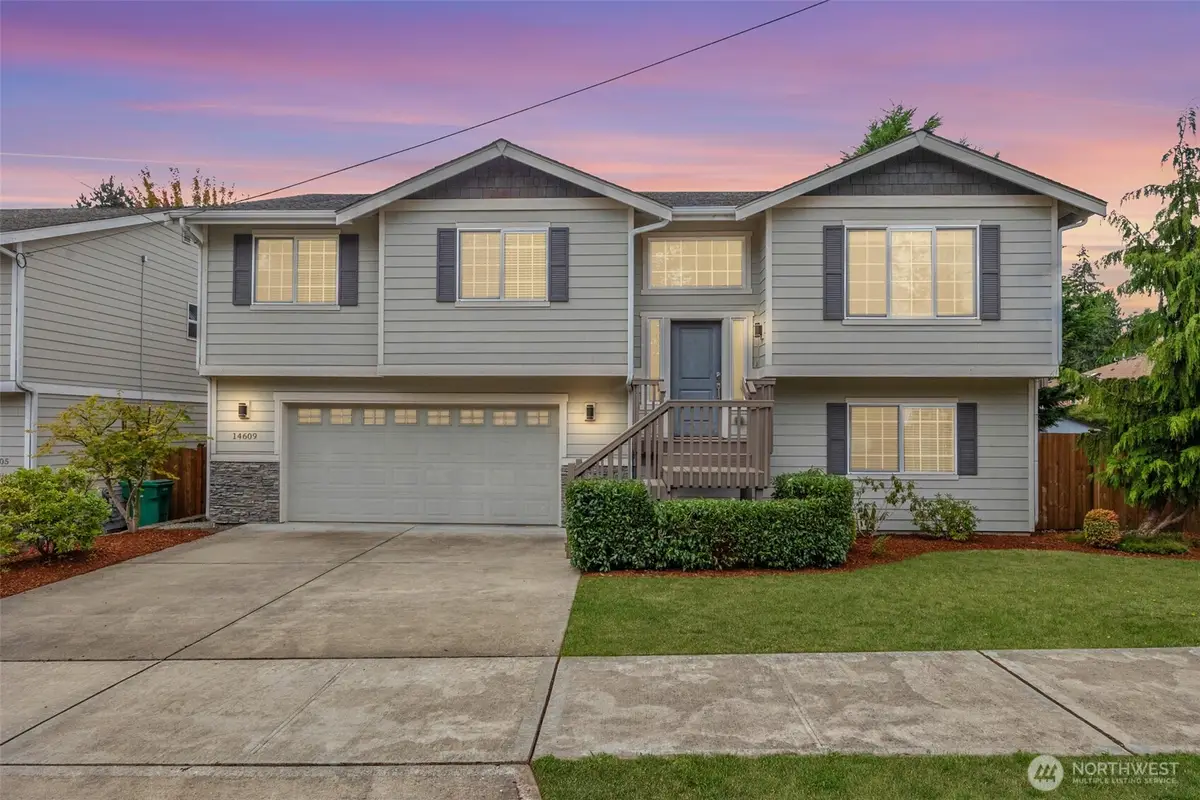 14609 20th Avenue Ne, Shoreline, WA 98155 - #1