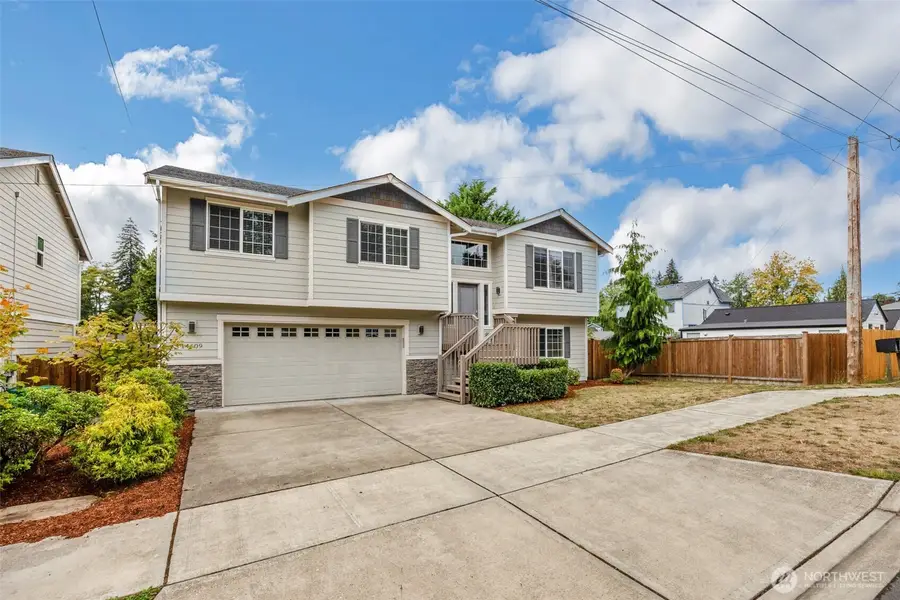 14609 20th Avenue Ne, Shoreline, WA 98155 - #2