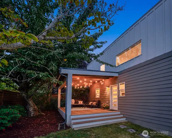 3105 SW Elmgrove Street, Seattle, WA 98126