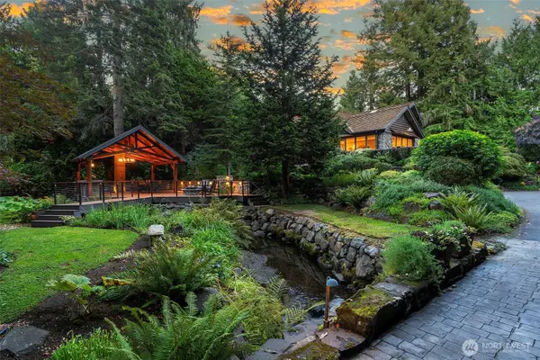 17410 44th Avenue Ne, Lake Forest Park, WA 98155