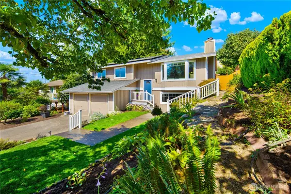 11218 NE 91st St, Kirkland, WA 98033