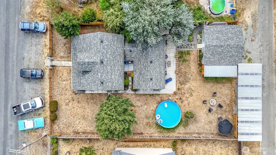 204 SE 2nd Street, Rainier, WA 98576 - #2