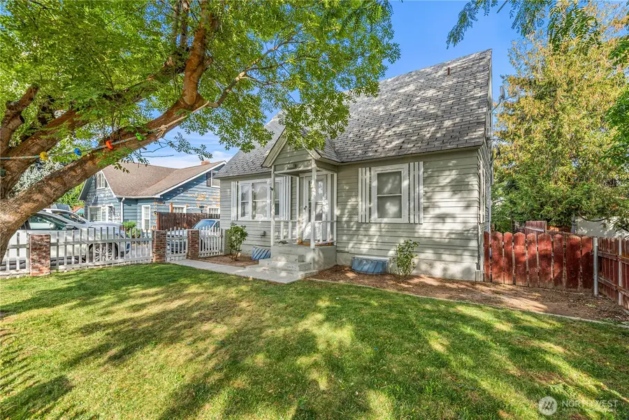 1013 Amherst Avenue, Wenatchee, WA 98801 - #2