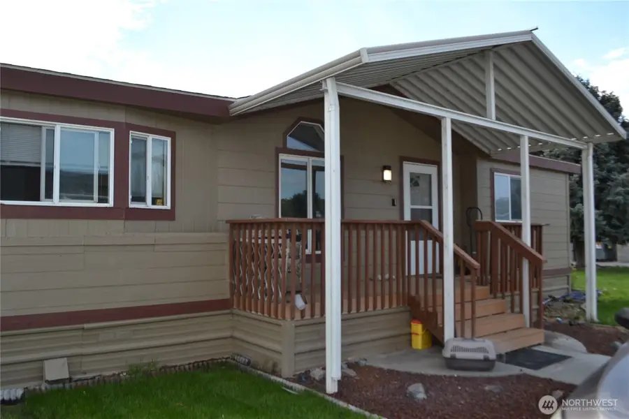 3010 W Peninsula Drive #92, Moses Lake, WA 98837 - #2