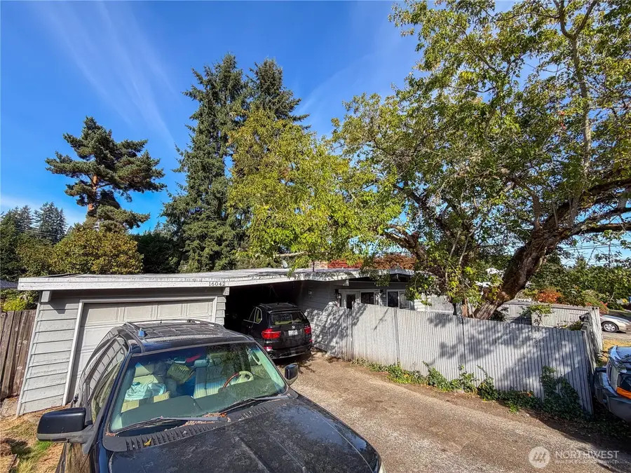 16042 SE 10th Street, Bellevue, WA 98008 - #2