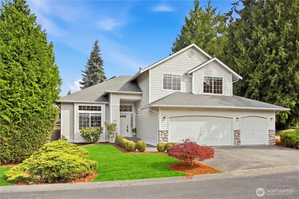 7830 NE 148th Street, Kenmore, WA 98028