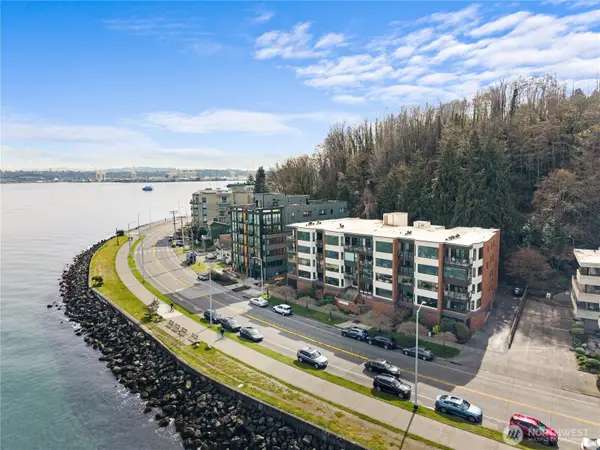 1140 Alki Avenue Sw #204, Seattle, WA 98116