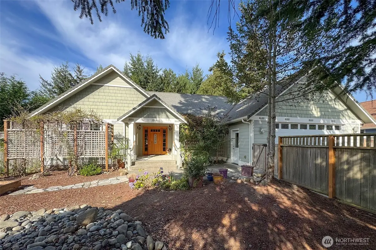 2239 W Sixteenth Street, Port Angeles, WA 98363 - #1