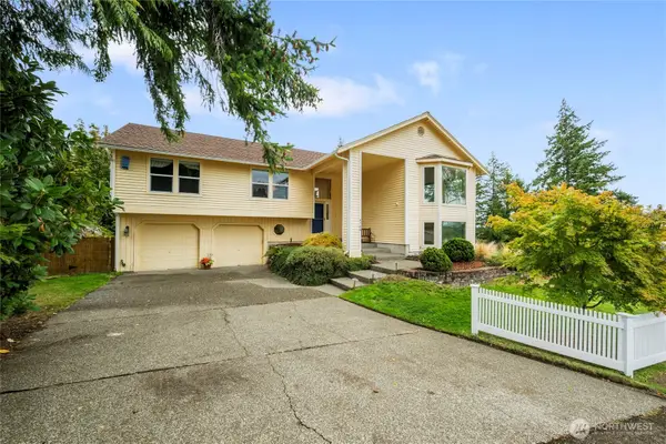 4700 NW Terrace View Drive, Bremerton, WA 98312